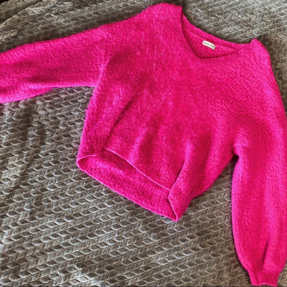 Fuzzy Hot Pink Sweater ✨